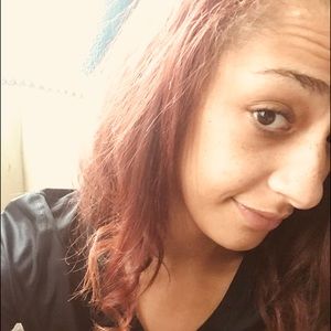 Meet your Posher, Alisha